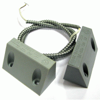 Извещатель охранный магнитоконтактный ИО 102-20 Б2П (3) (СМК-20) кабель в металлорукаве