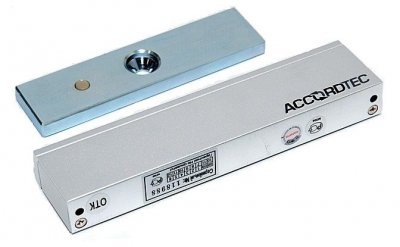 Электромагнитный замок AccordTec ML-180A планка Электромагнитный замок, 180 кг удержания, 12 В/0,3 А, 170х36х20мм, масса 1,2 кг. Цвет серый