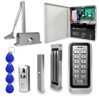 Система СКУД KIT-208C-180UPS с доводчиком 40, блоком резервного питания, 7Ач Готовый комплект СКУД включает все необходимое для надежного контроля доступа: панель  PS-208C-EMW с поддержкой RFID-ключей и PIN-кодов (до 1000 пользователей), электромагнитный замок PS-ML180 (180 кг удержания), кнопку выхода, блок резервного питания SP1205 и доводчик PS-M40S (для дверей весом до 40кг).